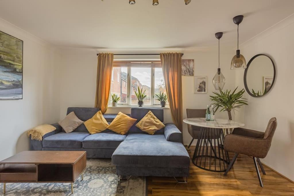 Bright &Spacious One Bedroom Flat Off Canary Wharf Londen Buitenkant foto